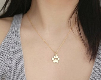 Dog Paw & Initial Disc Necklace Initial Jewelry Dog Lovers Gift Personalized Gift Custom Necklace Animal Jewelry Mother Gift Sister Gift