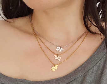 Tiny Personalized Bear Necklace Gift for Mom Mother's Day Gift Mama Bear Jewelry Birth Gift Name Necklace