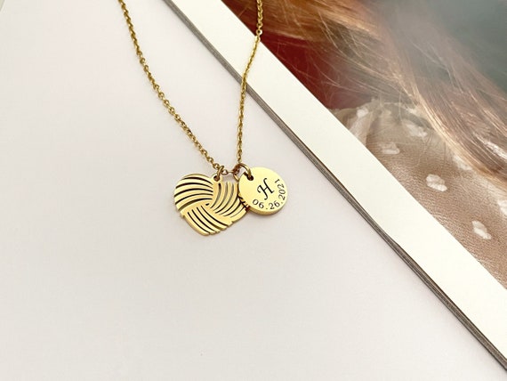 Personalized Knitter Necklace Heart Yarn Necklace Name Disc Necklace Birthday Gift Grandma Gift Mother's Day Gift