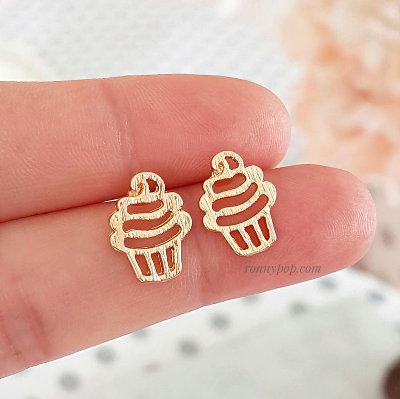 Cupcake Earrings Cake Earrings Cake Jewelry Cupcakes Etsy