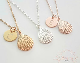 Personalized Initial Gift Customized Bracelet Initial Necklace Shell Jewelry Engraved Initial Disc Shell Necklace Women Bracelet Sister Gift
