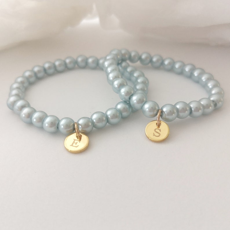 Personalized Initial Pearl Bracelet Flower Girl Gift Glacier Blue Glass Pearl Custom Jewelry Bridesmaid Gift Mother Daughter Jewelry-B09