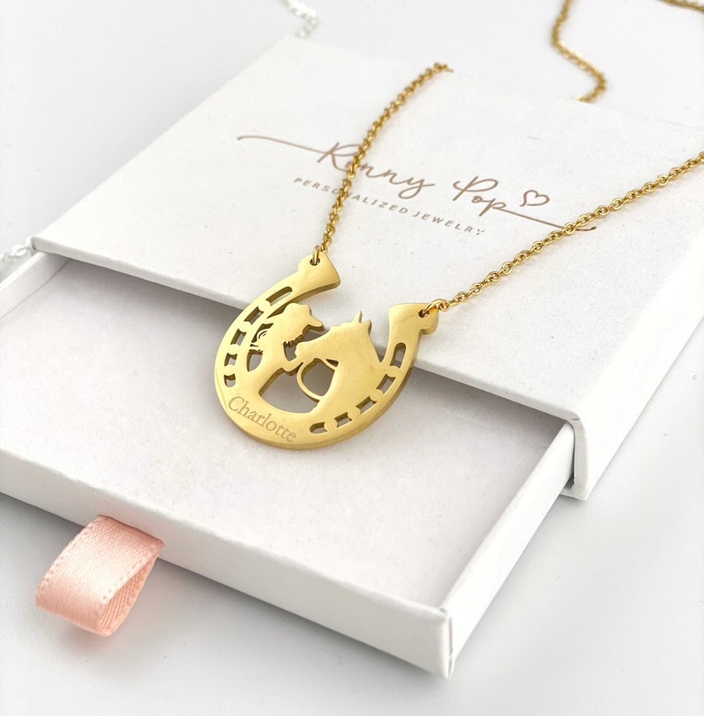 Collier Cheval Cœur AJUNLKVDR - Alliage Sans Nickel, Pendentif équestre - Cadeau Fille Ado