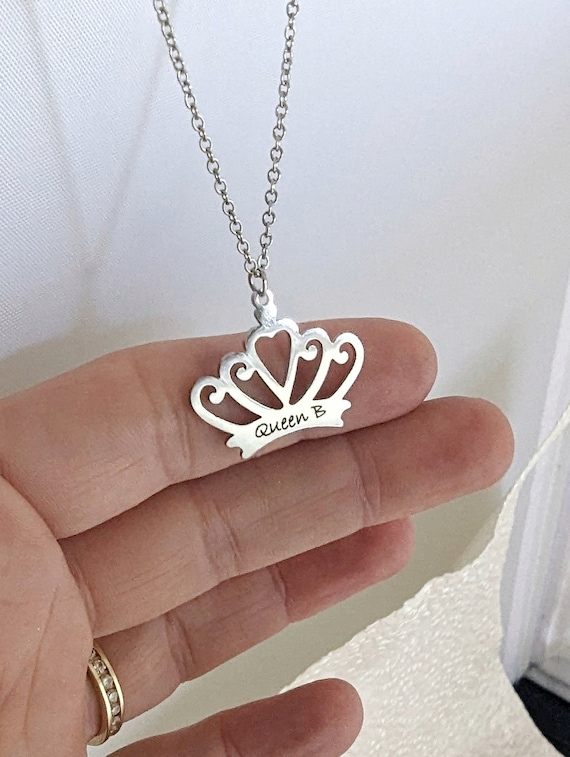 Personalized hotsell crown necklace