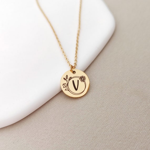 Initial & Flower Necklace Personalized Mom Gift Letter Necklace Mother's Day Gift Custom Jewelry D14