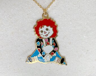 Adorable Vintage 1970s Raggedy Ann Child’s Pendant / Enameled Gold-Toned Metal / New 17.5” Gold Tone Chain, 16 K gold plated brass