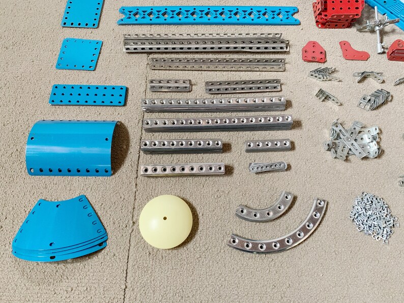 197175 Mark 60 Erector Set Original Blue Metal Toolbox Original Manuals Over 325 Pieces from Two Combined Sets Collector Item