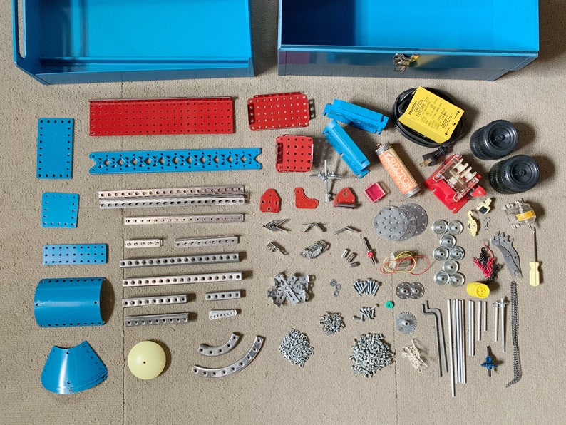 197175 Mark 60 Erector Set Original Blue Metal Toolbox Original Manuals Over 325 Pieces from Two Combined Sets Collector Item