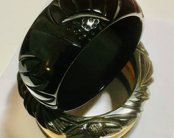 Bakelite Bangle Carved Black