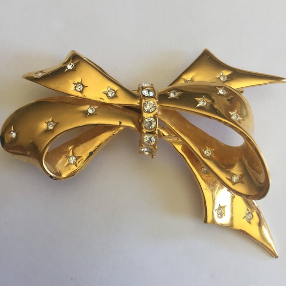 Joan Rivers Brooch