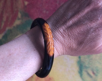 Bakelite Bangle Carved Brown Yellow