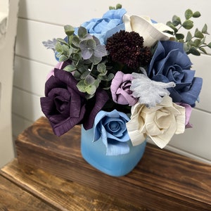 VERSANDFERTIG - Dusty Blue and Purple Ombre Blumenarrangement Sola Holz Blumen - Geburtstagsgeschenk - Hochzeit Centerpiece Wg
