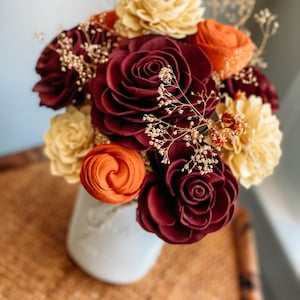 Fall Wooden Flower Arrangement: Rustic Farmhouse Decor