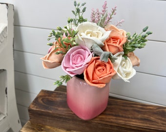 LISTO PARA ENVIAR - Arreglo floral rosa, melocotón y coral Ombre Sola Flores de madera - Regalo de cumpleaños - Primavera - Centro de mesa de boda Wg