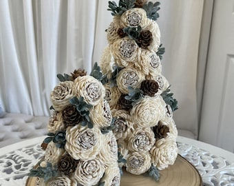 LISTO PARA ENVIAR - Conjunto de árbol de Navidad de flores de madera de granja - Flores de madera Sola - 7 y 10 pulgadas - Centro de mesa de Navidad