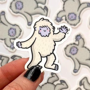Mini autocollant Yéti | Sticker imperméable | Sticker cryptide mignon | autocollant mini sasquatch | sticker yéti kawaii | Sticker snowboard