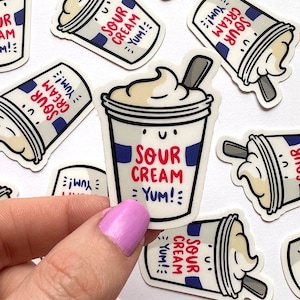 Zure room ministicker | Waterdichte sticker | Kawaii voedselsticker | sticker met zure room | sticker zuivel | schattige voedselsticker | lekker eten