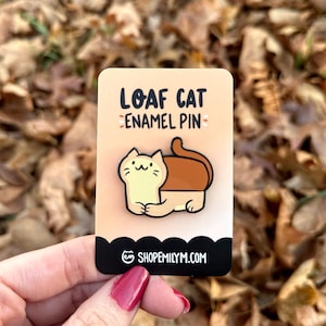Bread Loaf Cat Enamel Pin | Kawaii Enamel Pin | cute bread pin | loaf of bread pin | cute cat pin | kawaii food pin | baking bread pin