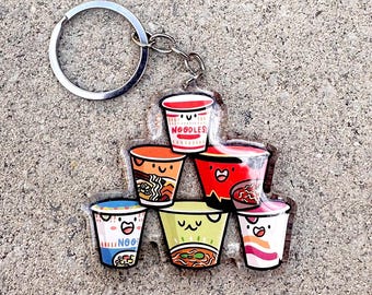 積み重ねられたインスタントラーメンキーホルダー | かわいいアクリルキーホルダー | かわいい食べ物キーホルダー | ラーメン麺キーホルダー | カップ麺キーホルダー | 日本の食べ物
