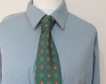 Vintage silk tie neck tie green paisley pattern