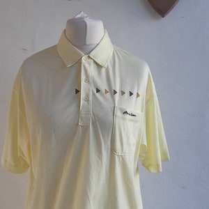 Vintage mens shirt 60s 70s Pierre L&#39;larmour mens polo shirt lemon collared top size large