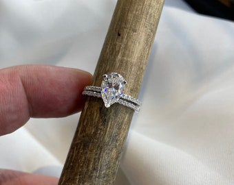 2 Carat Pear Cut Moissanite Diamond Ring Set 925 Sterling Silver Wedding Ring Promise ring met Band-Gift Boxed