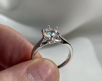 925 Sterling Silver Moissanite Diamond Ring - 1 Carat Moissanite Diamond Ring Engagement Ring - Gift Boxed