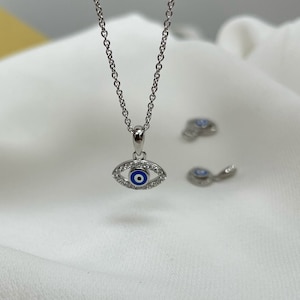 925 Sterling Silver Evil Eye Pendant - Silver Blue Evil Eye Pendant Necklace 16&quot; & 18&quot; Chain - Gift Boxed