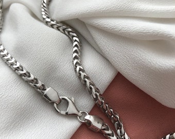 Sterling Silver Franco Chain Necklace: 4mm, Gift Boxed