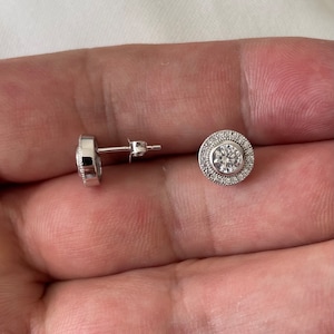Sterling Silver Stud Earrings - Silver Round CZ Stud Earrings 2.40 Grams - Gift Boxed