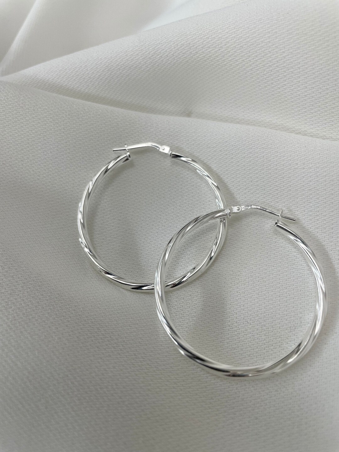☆TATIANA☆ Silver 925 Minimal Toy Hoop Earrings EC1980 MUSINSA | TATIANA (Silver 925) Angle toy hoop earrings EC1982
