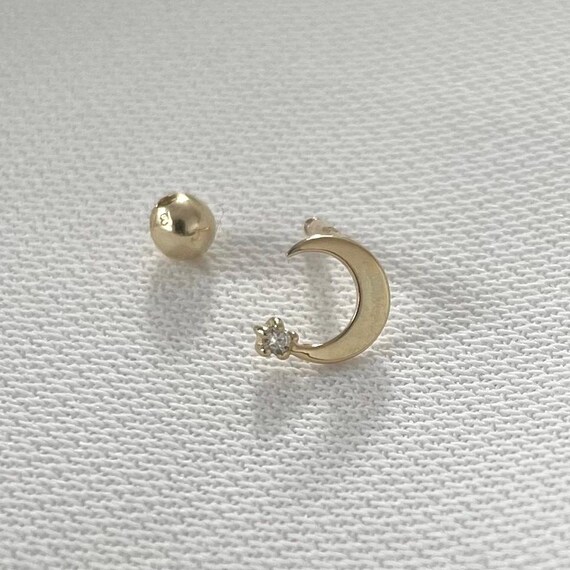 Orecchino A Perno A Mezzaluna In Oro Giallo 14 Carati