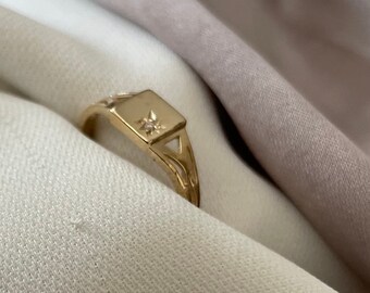 Genuine 9CT Yellow Gold Maidens' Ring -  Maidens' Square Signet CZ Ring F-O Sizes - Gift Boxed Babies Ring