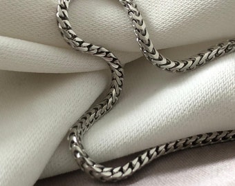 Sterling Silver Franco Chain: Men's Gift Boxed Necklace (2.5MM-4MM)