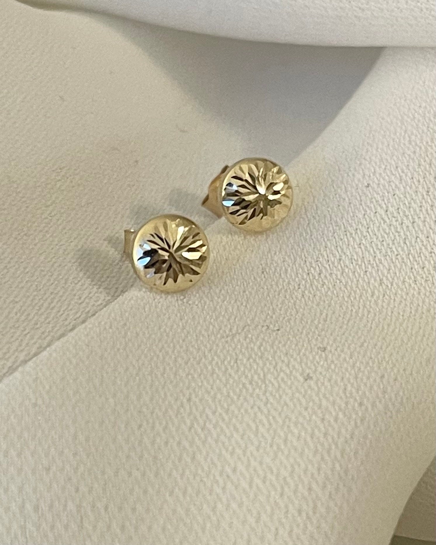 Gold stud shop earrings with price