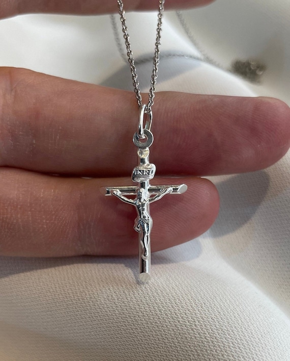 17th Birthday Gift for Her. Cross Necklace in Sterling Silver. Seventeenth  Birthday Gift for Her. Birthday Gift for Daughter. 