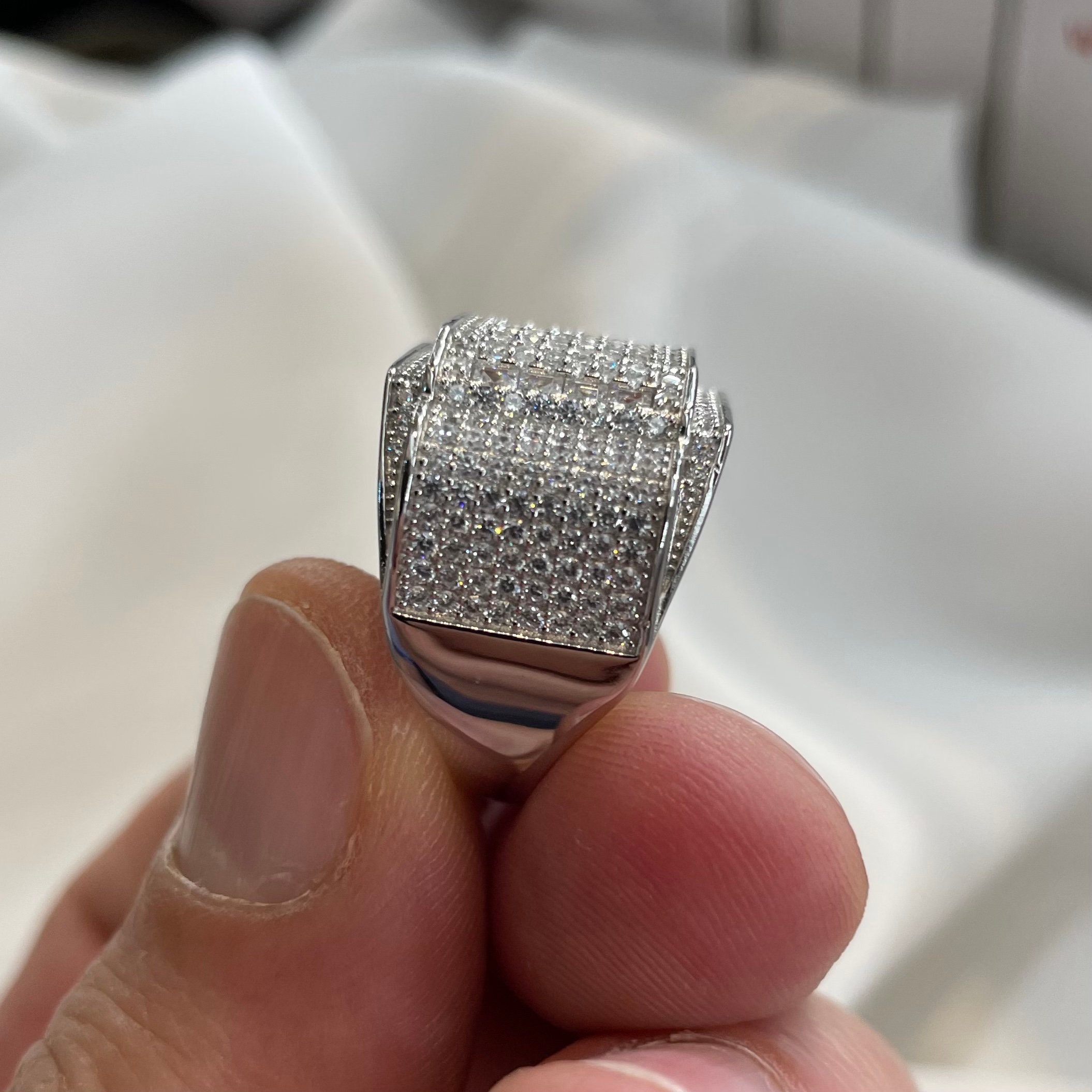 ニックファジーカス サイン4枚セット Stunning Sterling Silver Unisex Signet Ring - Silver CZ Set