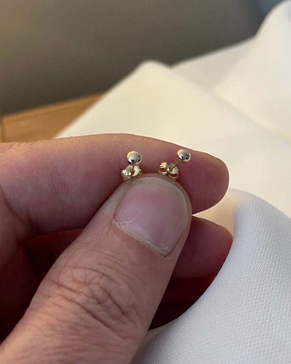 Jedda stud earring Jedda stud earring