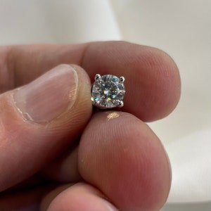 1 Carat Moissanite Diamond Men&#39;s Earrings (1 Piece) 925 Sterling Silver - Gift Boxed