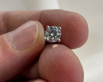 1 Carat Moissanite Diamond Men&#39;s Earrings (1 Piece) 925 Sterling Silver - Gift Boxed
