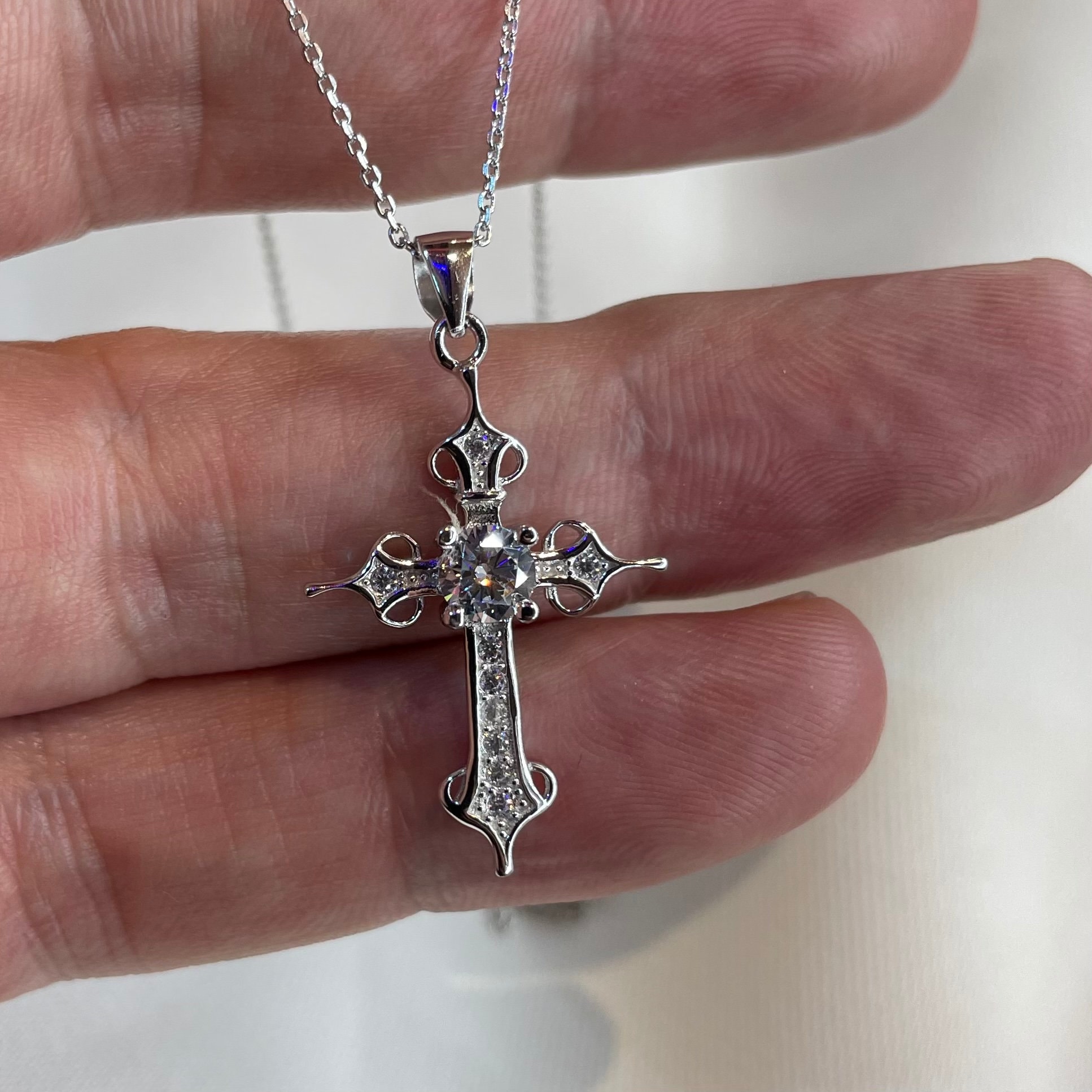 Round Cut Created Diamond 925 Sterling Silver Cross Pendant Necklace 18" Chain - Gift Boxed