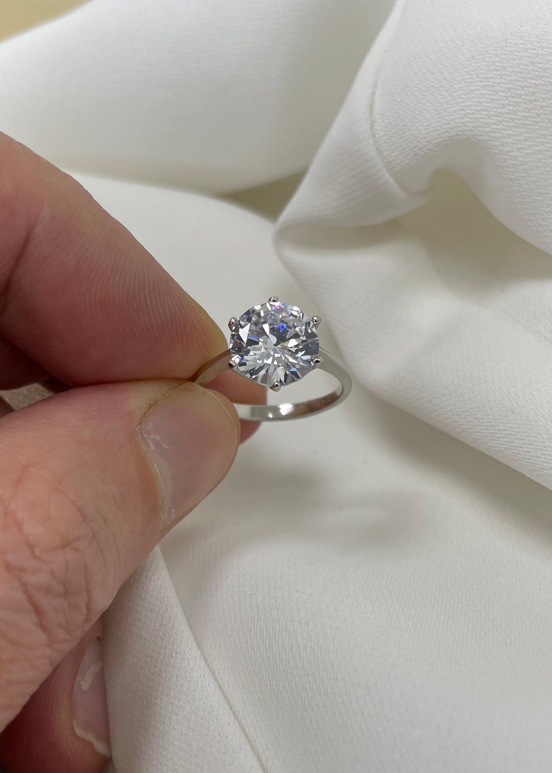 925 Sterling Silver 1 CT Round Solitaire Cubic Zirconia Engagement Ring