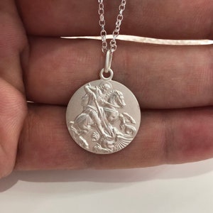 Sterling Silver Saint George Double Sided Round Pendant 3.70 Grams - Gift Boxed
