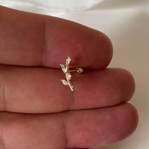 Genuine 9CT Yellow Gold Earrings -  CZ Leaf Cartilage Stud EARRINGS 375 Hallmarked - 0.36 Gram Gold Earrings - Gift Boxed Earring right ear