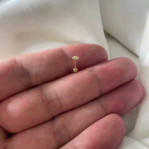 Genuine 9ct Yellow Gold  CZ Daisy Upper Ear / Helix / Cartilage Earring - Stone Set Flower - Genuine Gold Stud 6mm