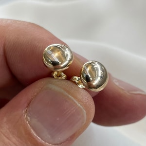 Genuine 9CT Yellow Gold Earrings - 7mm Button Stud EARRINGS 375 Hallmarked - 0.40 Gram Gold Earrings - Gift Boxed Earring