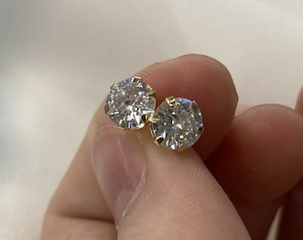 Genuine 9CT Yellow Gold 6mm CZ Stud Earrings 0.30 Grams - Gift Boxed