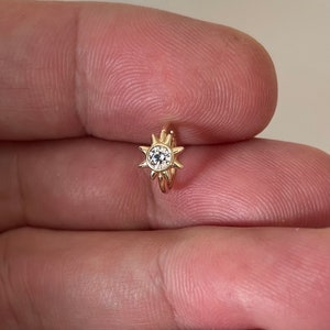 Echte 9 Karat Gelbgold Zirkonia Sonnenknorpel Ohrring - Geschenkbox 7.5 MM