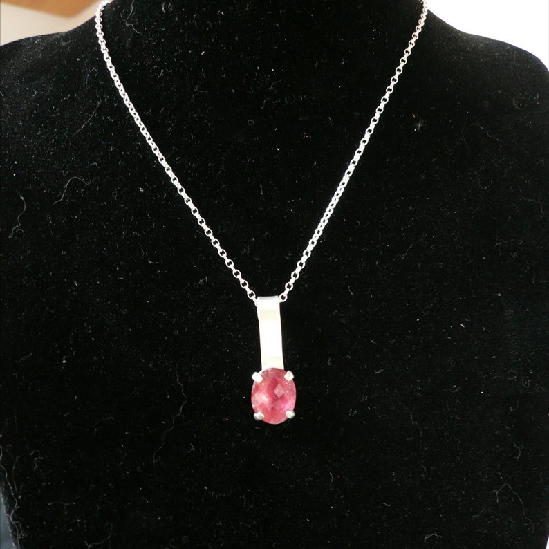 Rubellite tourmaline satin-finished silver pendant