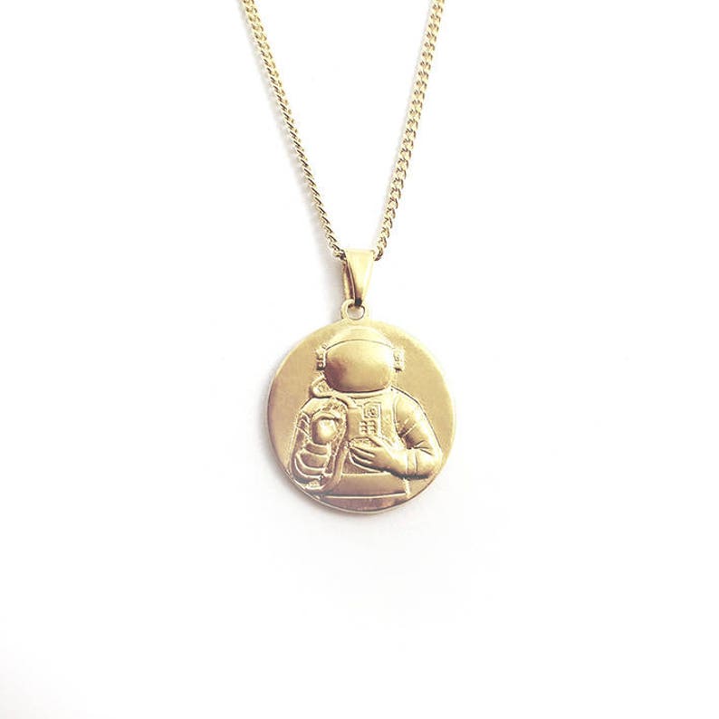 Astonaut necklace